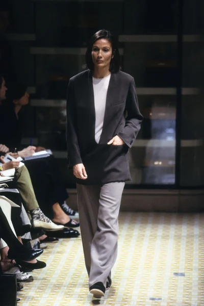 Look 27